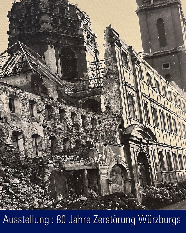 Am 16. März 2025 jährt sich die Zerstörung Würzburgs nach einem Bombenangriff zum 80. Mal. Die Stadt wurde noch in den letzten Wochen des Zweiten Weltkriegs bombardiert. 
Dazu gibt es vom 3. Februar bis 31. März im Generationen-Zentrum Matthias Ehrenfried eine besondere Ausstellung mit Bildern und Fotos aus dem Archiv von Willi Dürrnagel, ehemaliger Stadtrat. 

Beim schwersten Angriff am 16. März 1945 verloren 4.000 bis 5.000 Menschen ihr Leben, viele verbrannten im Feuersturm. Die Altstadt wurde zu 90 % zerstört. „So etwas darf nie wieder passieren!“ ist seine Botschaft. 

#Würzburg #Erinnerung #NieWieder #Zerstörung #katholikentag2026