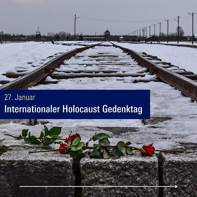 Heute jährt sich die Befreiung des Konzentrationslagers Auschwitz zum 80. Mal. Seit 1996 ist der 27. Januar offizieller Gedenktag, der uns an die Opfer des Holocausts erinnert und zur Wachsamkeit gegen Rassismus, Antisemitismus und Diskriminierung mahnt. 

Deshalb legen wir euch heute die Kampagne der jüdischen Claims Conference ans Herz: Das Onlineprojekt „Ich habe Auschwitz überlebt: Erinnere dich daran“ soll die Erinnerungen der Überlebenden lebendig zu halten. 

📢 Mehr zur Kampagne: https://www.claimscon.org/rememberthis/ 

#NieWiederIstJetzt #HolocaustGedenktag #Auschwitz #katholikentag2026